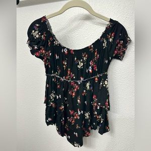 🖤 FREE PEOPLE Floral Off Shoulder Top